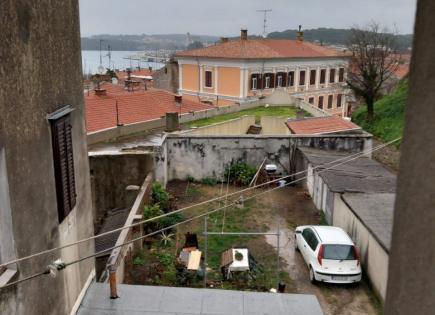 Квартира за 350 000 евро в Пуле, Хорватия
