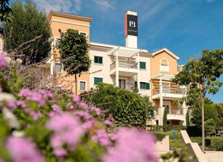 Апартаменты за 348 000 евро в Тивате, Черногория