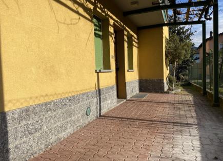 Квартира за 200 000 евро в Порлецце, Италия