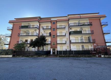 Квартира за 38 000 евро в Скалее, Италия