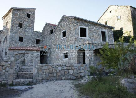 Отель, гостиница за 535 000 евро в Радовичах, Черногория