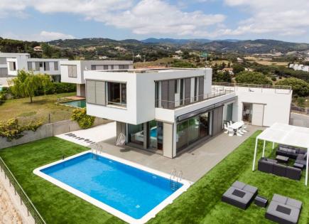 Дом за 875 000 евро на Коста-дель-Маресме, Испания