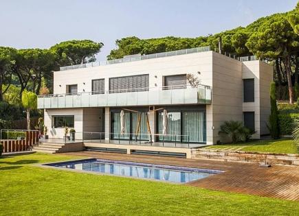 Дом за 3 900 000 евро на Коста-дель-Маресме, Испания