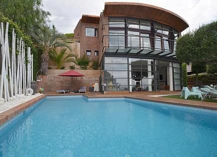Дом за 1 195 000 евро на Коста-дель-Маресме, Испания