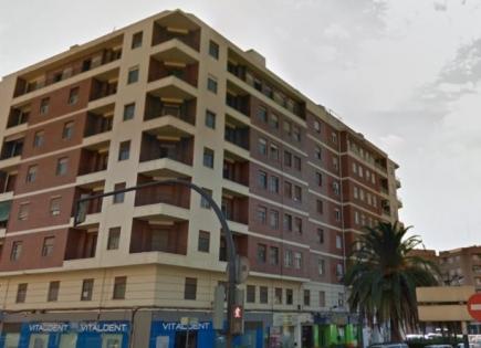 Коммерческая недвижимость за 3 800 000 евро в Валенсии, Испания