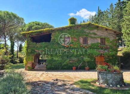 Дом за 695 000 евро в Туоро-суль-Тразимено, Италия