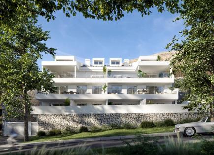 Апартаменты за 335 000 евро в Бенальмадене, Испания