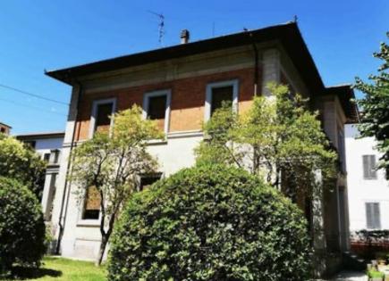 Дом за 450 000 евро в Монтекатини-Терме, Италия