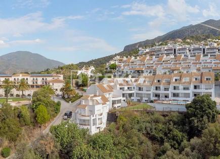 Апартаменты за 272 000 евро в Истане, Испания