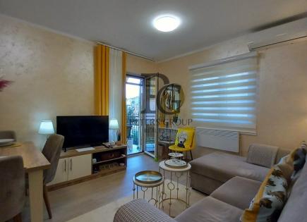 Квартира за 145 000 евро в Тивате, Черногория