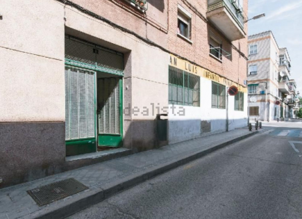 Коммерческая недвижимость за 650 000 евро в Леганесе, Испания