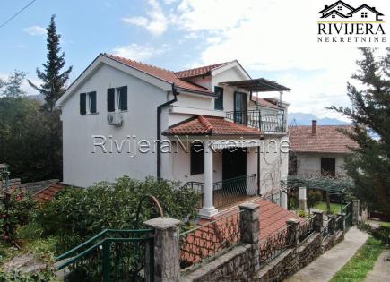 Дом за 1 040 000 евро в Херцег-Нови, Черногория