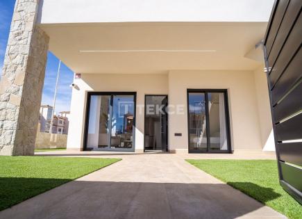 Апартаменты за 655 000 евро в Ориуэле, Испания