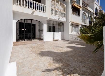 Апартаменты за 143 260 евро в Торревьехе, Испания