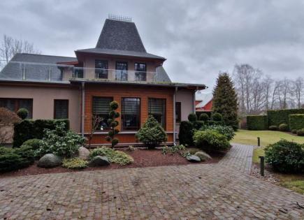 Дом за 600 000 евро в Меллужи, Латвия