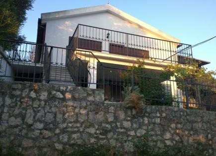 Дом за 110 000 евро на Круче, Черногория