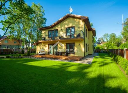 Дом за 7 500 евро за месяц в Юрмале, Латвия