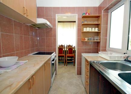 Дом за 630 000 евро в Режевичах, Черногория