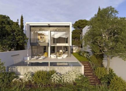Дом за 1 800 000 евро в Жироне, Испания