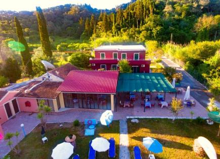 Отель, гостиница за 800 000 евро на Ионических островах, Греция