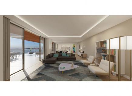 Квартира за 925 000 евро в Вила-Нова-ди-Гая, Португалия