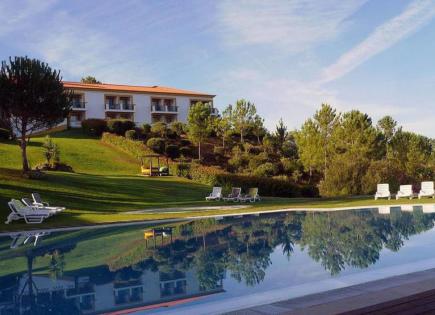 Отель, гостиница за 3 500 000 евро в Абрантише, Португалия