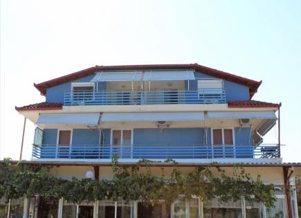 Отель, гостиница за 700 000 евро в Пиерии, Греция