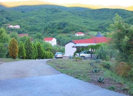 Дом за 449 000 евро в Радановичах, Черногория