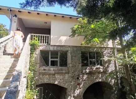 Дом за 270 000 евро в Марковичах, Черногория