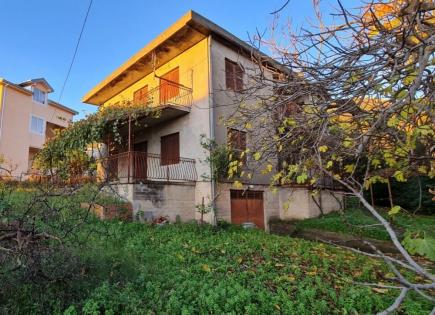Дом за 250 000 евро в Тивате, Черногория