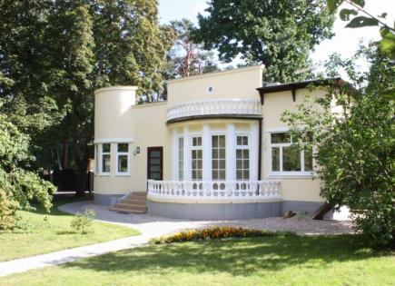 Дом за 460 000 евро в Меллужи, Латвия