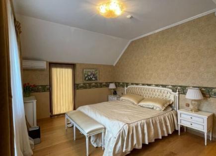 Дом за 450 000 евро в Меллужи, Латвия