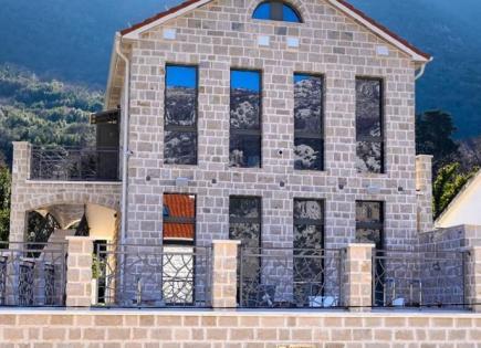 Отель, гостиница за 2 800 000 евро в Которе, Черногория