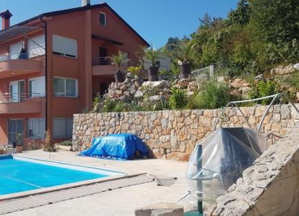 Квартира за 298 000 евро в Опатии, Хорватия