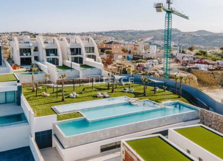 Апартаменты за 649 000 евро в Рохалесе, Испания