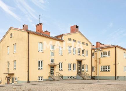 Офис за 145 000 евро в Холлола, Финляндия