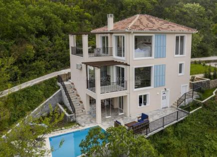 Дом за 499 000 евро на полуострове Луштица, Черногория