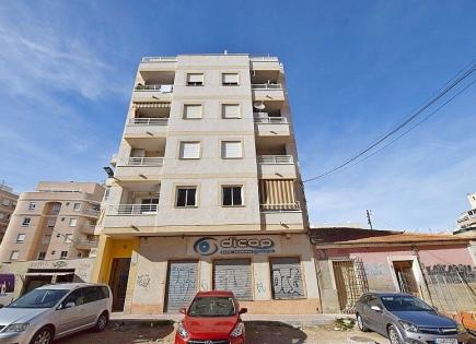 Коммерческая недвижимость за 160 000 евро в Торревьехе, Испания