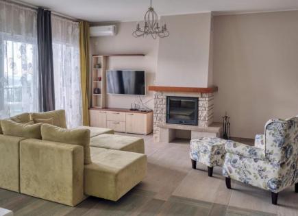 Квартира за 310 000 евро в Кумборе, Черногория