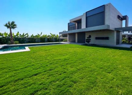 Вилла за 3 850 000 евро в Чешме, Турция