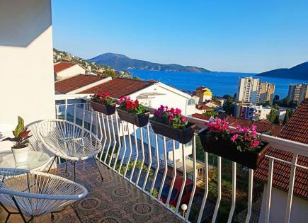 Квартира за 165 000 евро в Херцег-Нови, Черногория