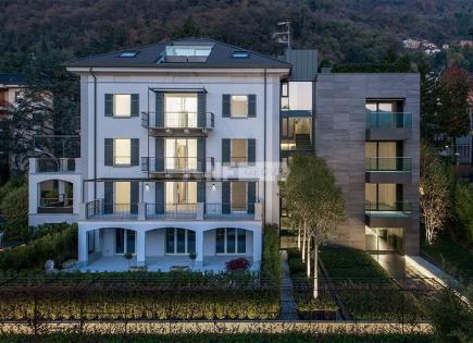 Квартира за 585 000 евро в Комо, Италия