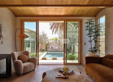 Дом за 2 128 455 евро в Лос-Анджелесе, США