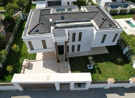 Вилла за 1 050 000 евро в Кемере, Турция