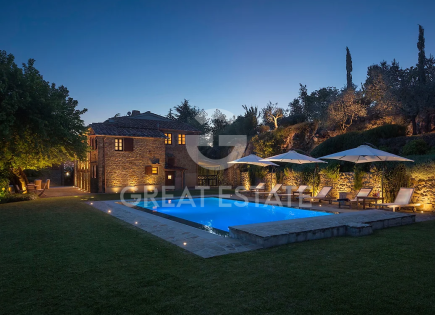 Дом за 2 200 000 евро в Италии