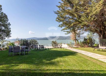 Дом за 700 000 евро в Маджоне, Италия