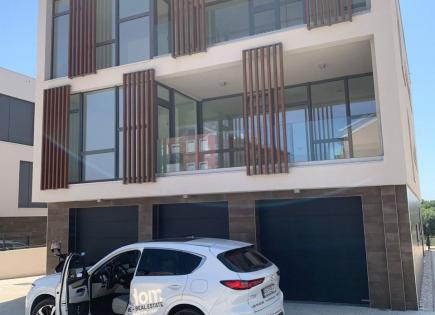 Квартира за 461 800 евро в Ровини, Хорватия