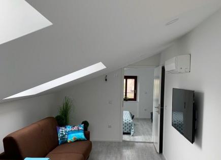 Квартира за 320 000 евро в Порече, Хорватия