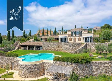 Дом в Латина, Италия (цена по запросу)