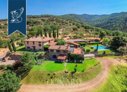 Ферма за 1 700 000 евро во Флоренции, Италия